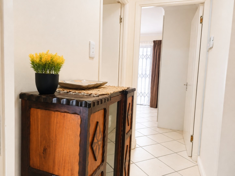 2 Bedroom Property for Sale in Hartenzicht Western Cape